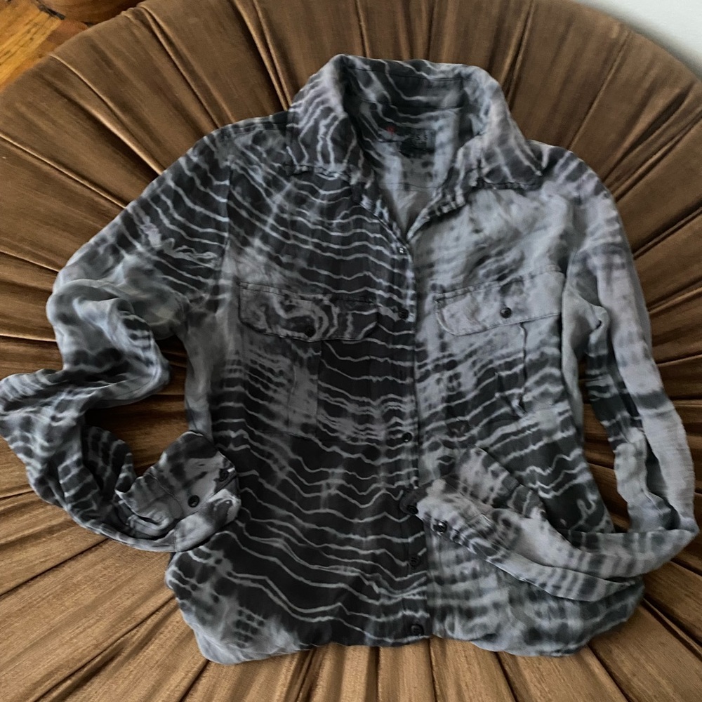 GUESS LOS ANGELES BLOUSE